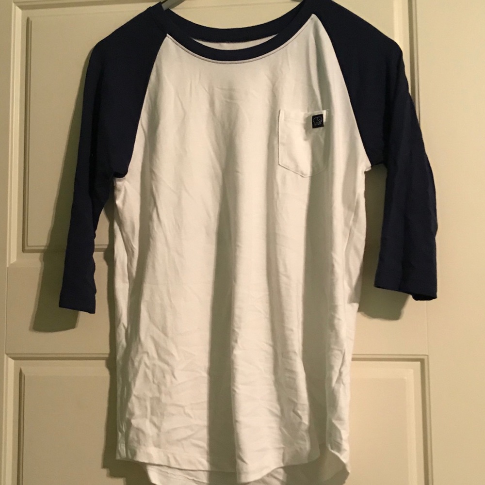 Ivory Ella brand t shirt